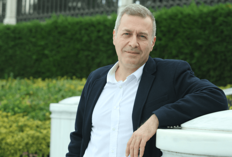 Özhan Atalay - Yönetim Danışmanı